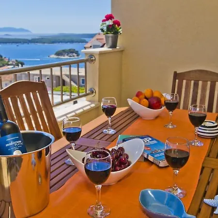 Beautiful Seaview Hvar 6p *